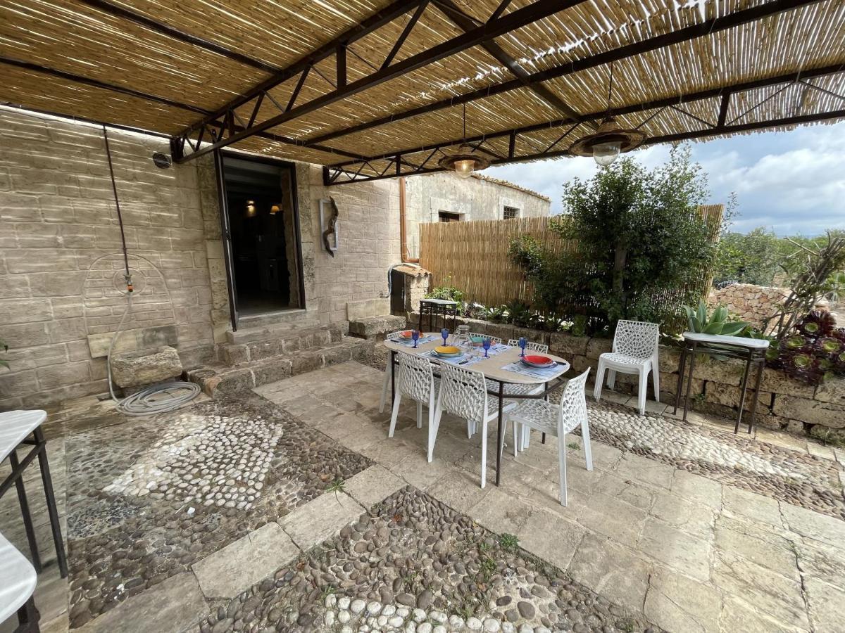 Il Dammuso Di Noto - Villa Con Piscina Privata Avola Exterior photo